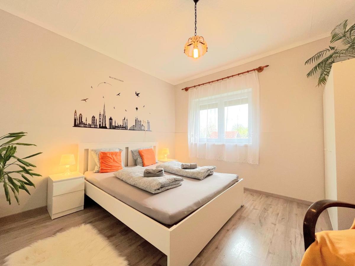 Holiday Home Szulok Luaran gambar