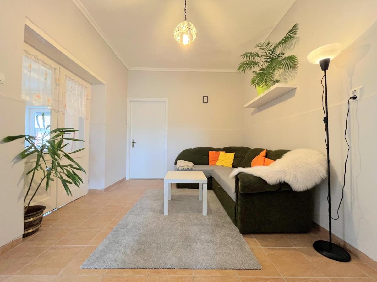 Holiday Home Szulok Luaran gambar